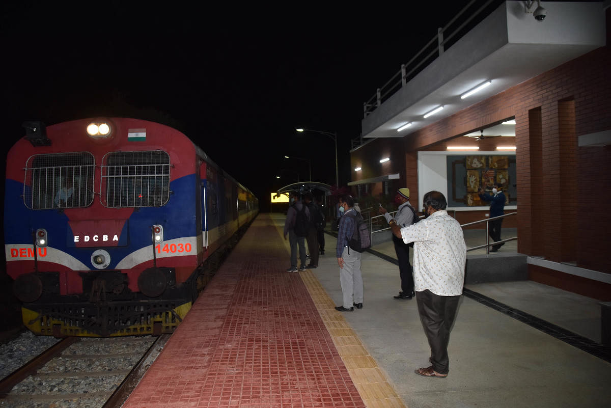 A train arrives at the Kempegowda International Airport Halt Station on its way to the city. Photo by Janardhan B K