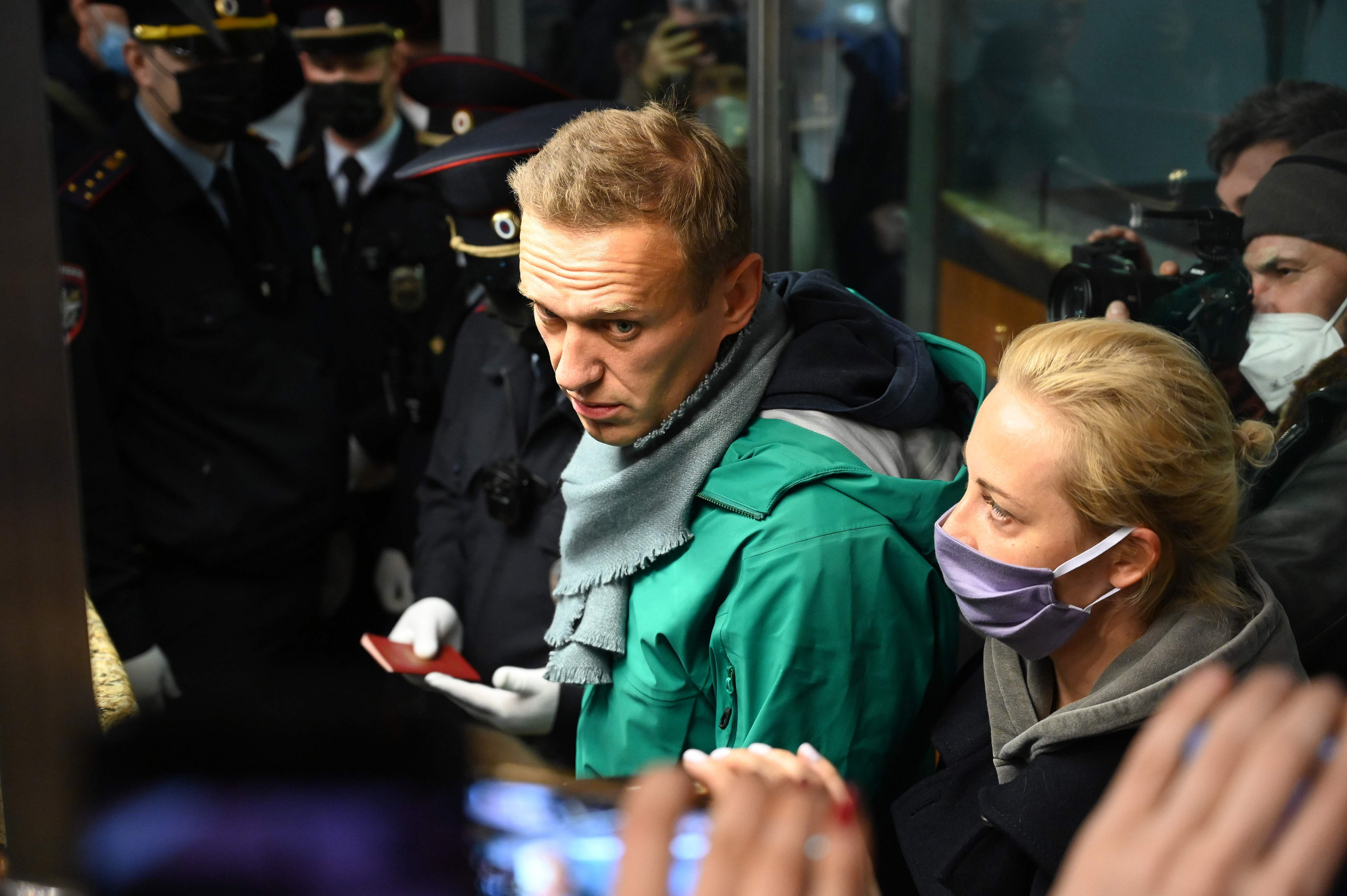 Russian opposition leader Alexei Navalny and his wife Yulia. Credit: AFP Photo