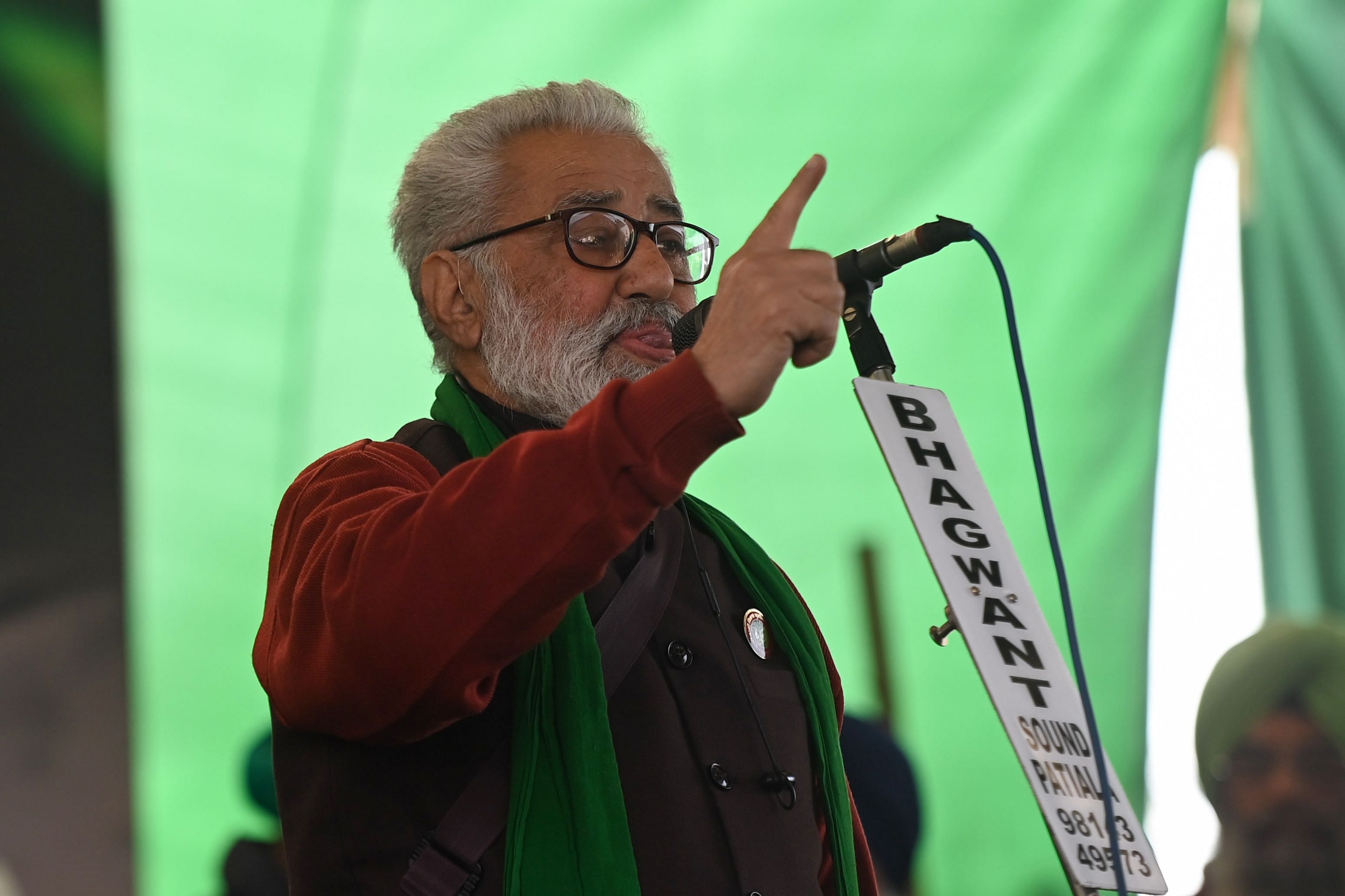 Farmer leader Darshan Pal speaks during a protest against the central government's recent agricultural reforms, at the Delhi-Haryana state border in Singhu on January 27, 2021. Credit: AFP File Photo