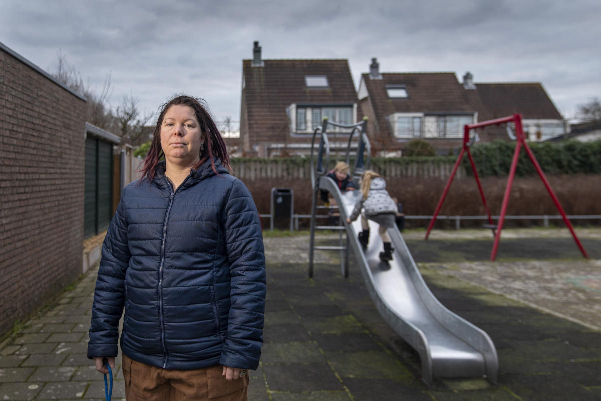 Vanessa van Ewijk and her two children in Lisserbroek, the Netherlands. Super-prolific sperm donors have given rise to the problem that two of their offspring might unwittingly meet and produce children of their own with a heightened risk of hereditary defects.