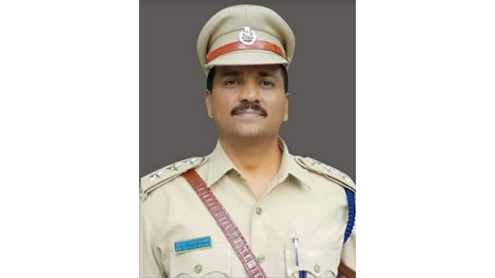 Assistant Commissioner of Police (Traffic) S N Sandesh Kumar. Credit: DH Photo