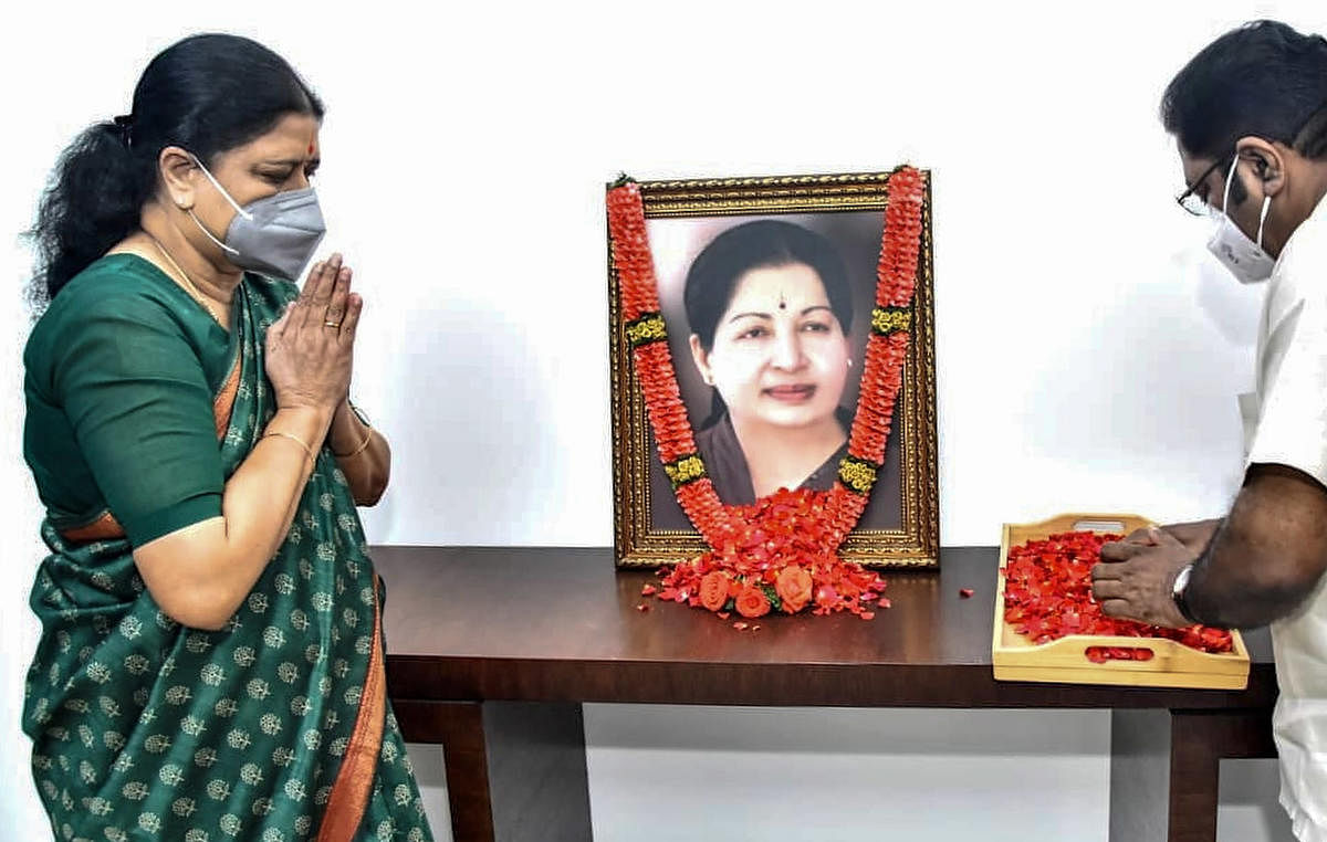 Expelled AIADMK leader V K Sasikala pays tribute to former Tamil Nadu chief minister J Jayalalithaa on her return, after serving a jail term in a disproportionate assets case, in Krishnagiri district on Monday. PTI Photo