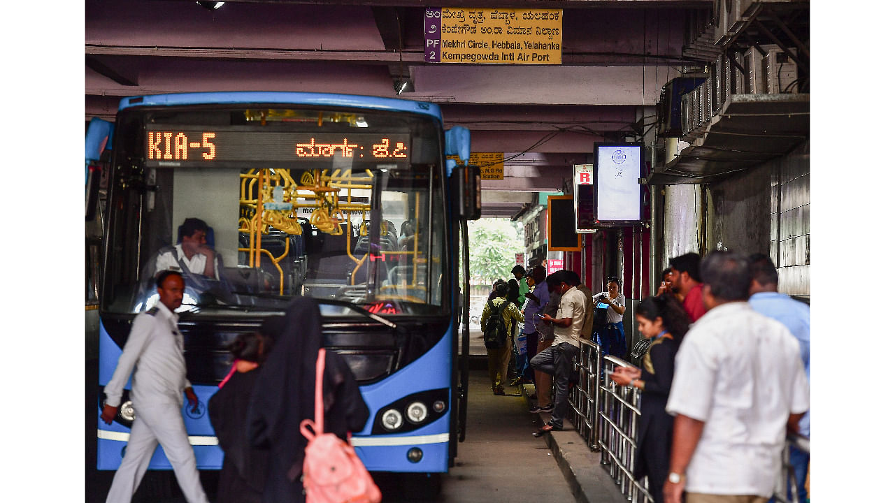 Shantinagar Bus Station. Credit: DH File Photo