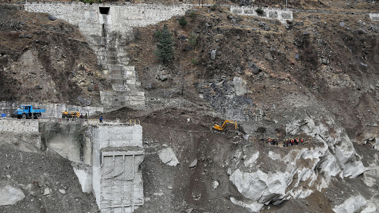 Rescue operation after a part of a glacier broke away, in Raini village. Credit: Reuters Photo