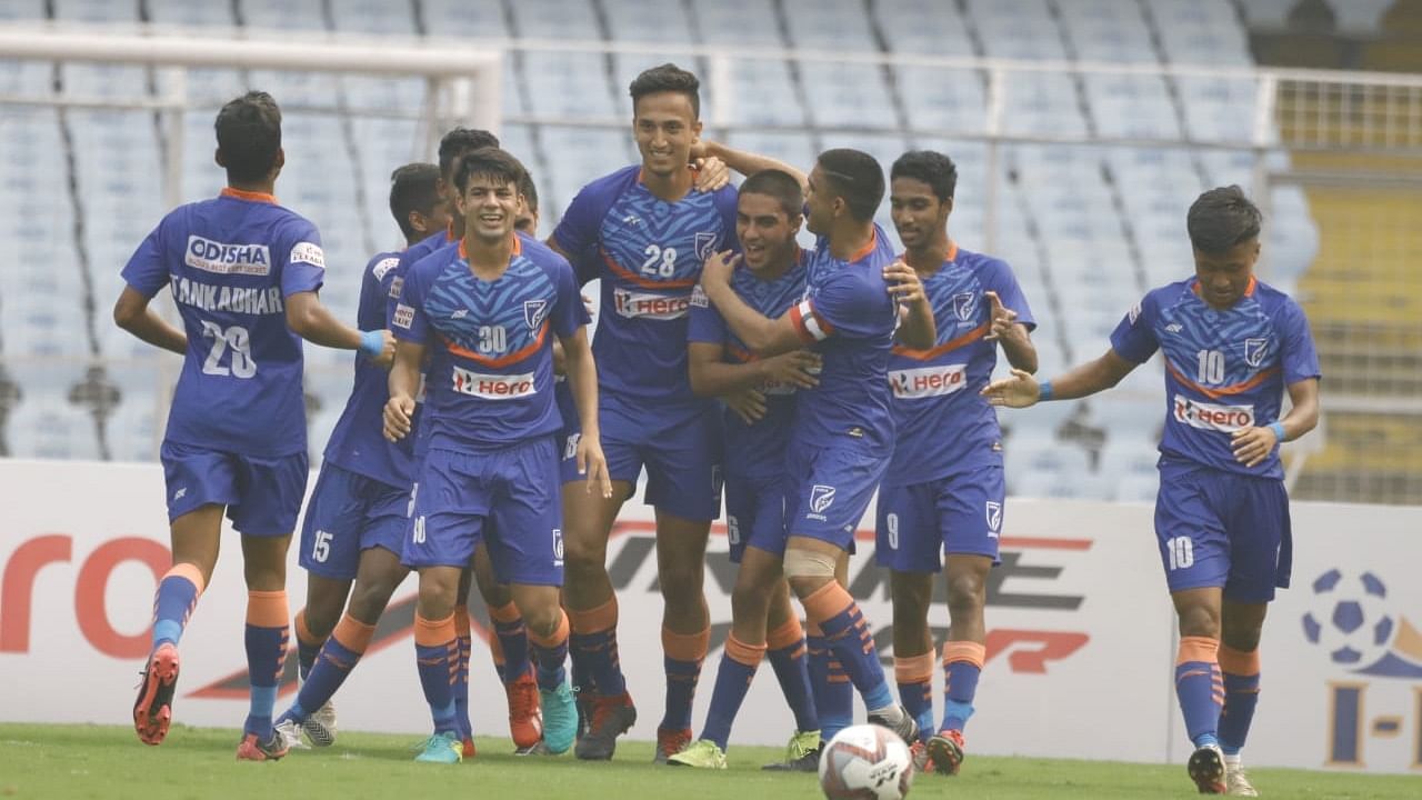AIFF's development side Indian Arrows celebrate their first I-League win of the season, a 1-0 upset over Mohammedan at the VYBK Stadium in Kolkata. Credit: Twitter/@ILeagueOfficial.