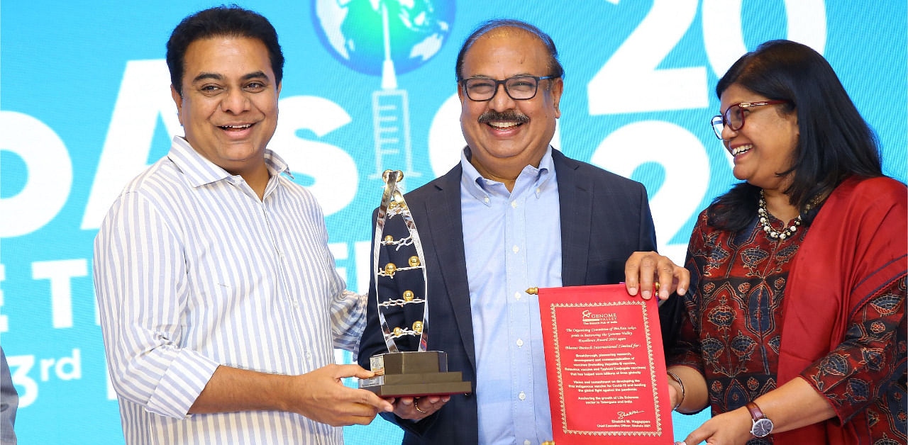 Mr. KT Rama Rao handing over the prestigious Genome Valley Excellence Award to Mr. Krishna Ella and Mrs. Suchitra Ella, Managing Directors, Bharat BioTech at the Inaugural ceremony of BioAsia 2021. Credit: Special Arrangement