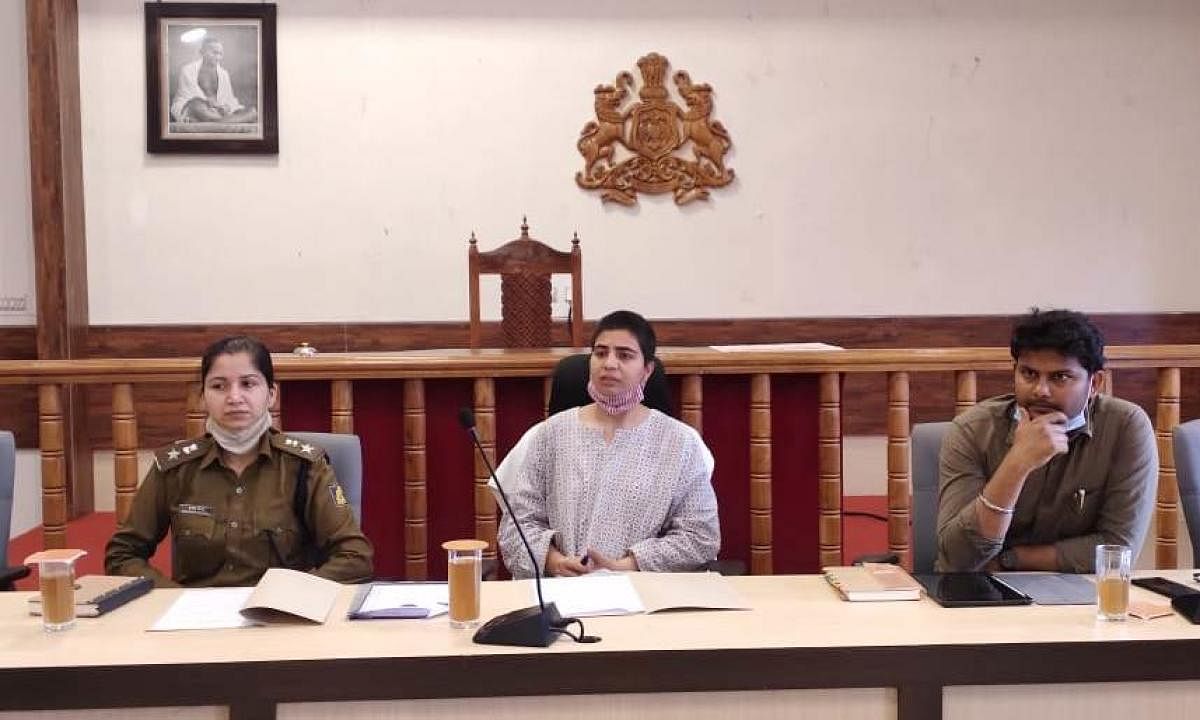 Deputy Commissioner Charulata Somal chairs a road safety committee meeting at her office in Madikeri on Wednesday.