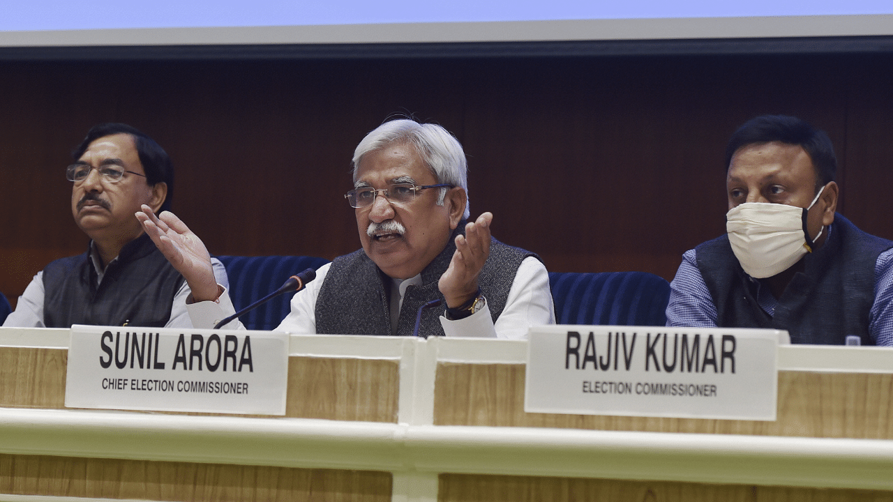 Chief Election Commissioner Sunil Arora (C) with Election Commissioners Sushil Chandra (L) and Rajiv Kumar at a press conference in New Delhi. Credit: PTI Photo