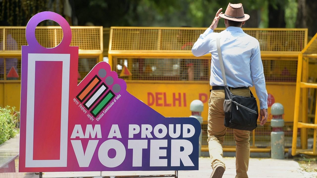 The Election Commission of India (ECI) is set to announce the Assembly poll dates for Kerala, West Bengal, Tamil Nadu, Assam and Puducherry. Representative Image. Credit: PTI File Photo