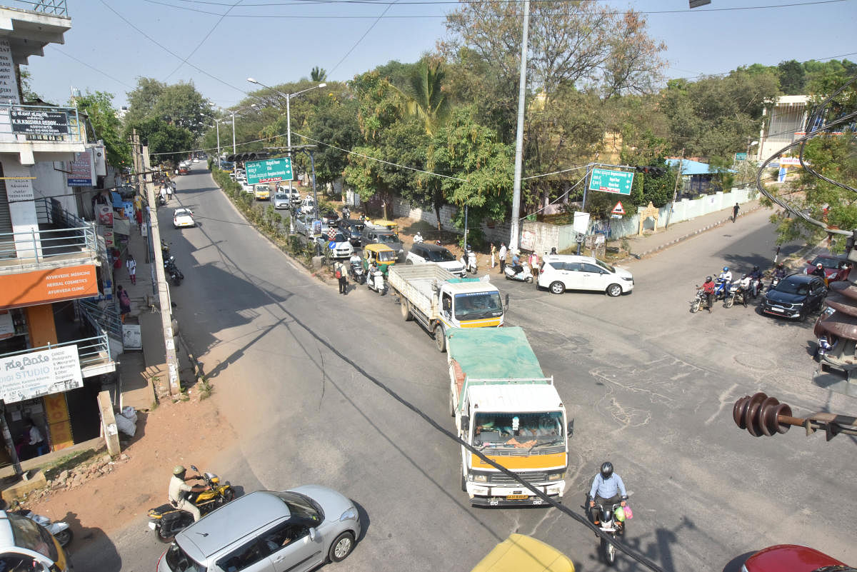 The underpass is aimed at decongesting the Outer Ring Road at the Ullal junction. Credit: DH PHOTO/JANARDHAN B K