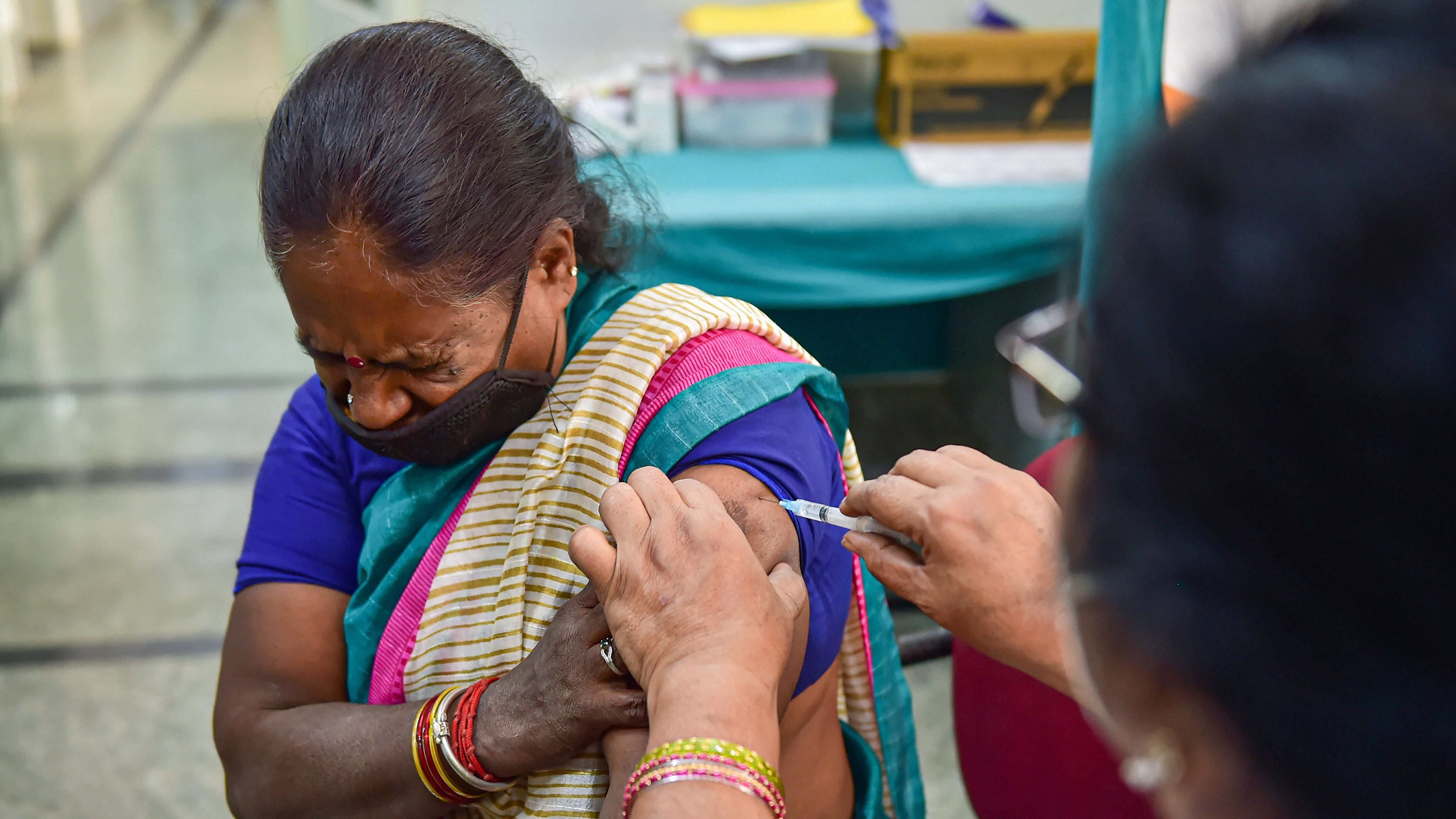  If a person is 45 years to 59 years and has any one of the 20 comorbidities, he/she will be eligible for Covid vaccination. Representative image. Credit: PTI File Photo