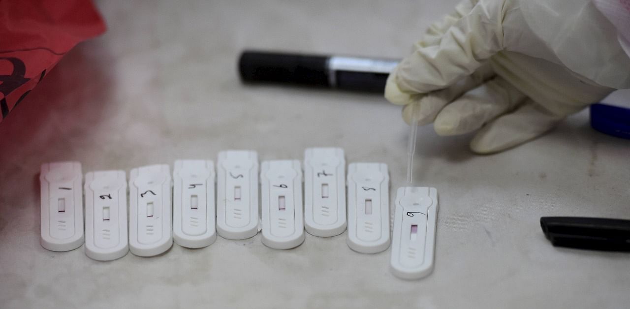 The apex court had on April 8, 2020 directed that Covid-19 tests must be carried out in NABL-accredited labs or any agencies approved by the WHO or ICMR. Credit: PTI Photo