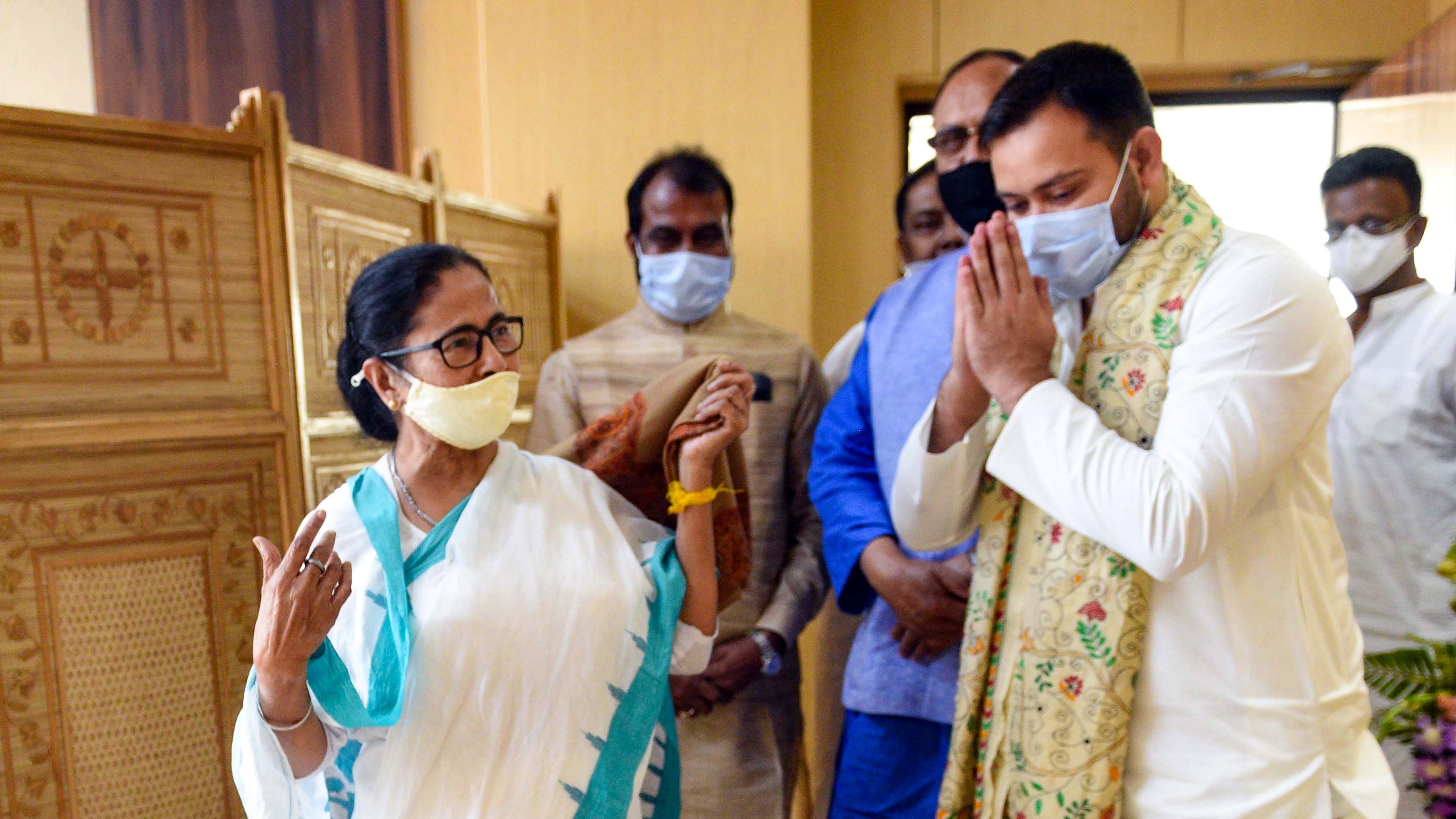 On Friday, Maharasthra’s Shiv Sena became the third regional party to announce support to TMC, stating it will not contest the West Bengal polls. Before it, Rashtriya Janata Dal from Bihar and Samajwadi Party from UP extended their support to Didi, hailing her credentials as an Opposition leader. Image: Tejashwi Yadav is greeted by Mamata Banerjee. Credit: PTI Photo