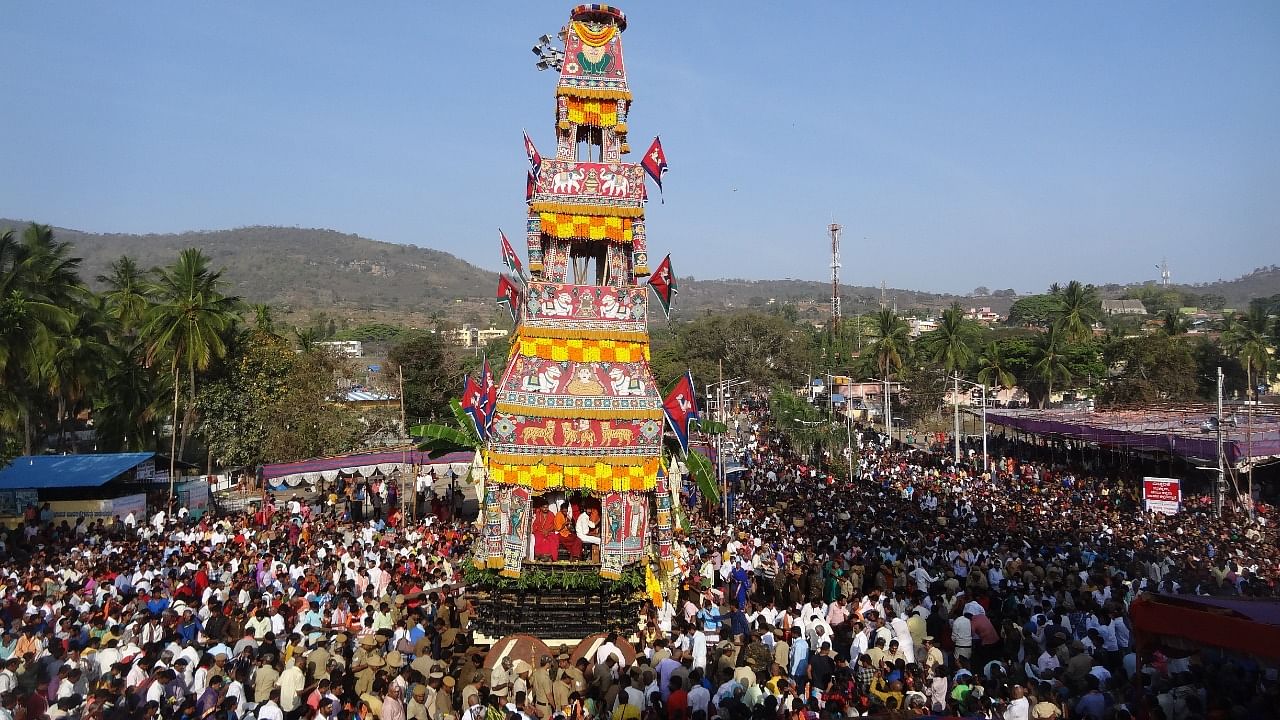 A view of the Male Mahadeshwara Temple Fair fair from 2019. Credit: DH File Photo