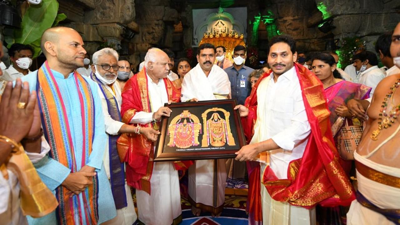Karnataka CM B S Yediyurappa and his Andhra Pradesh counterpart Jaganmohan Reddy together laid the foundation for the modern pilgrim accommodation complex in Tirumala in September. Credit: DH file photo.