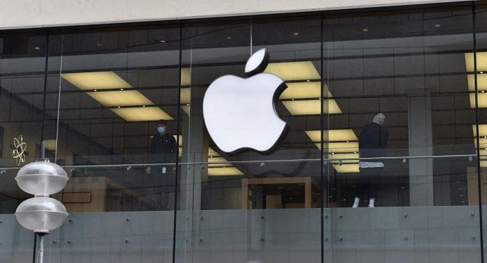 Storefront of an Apple store. Credit: AFP Photo