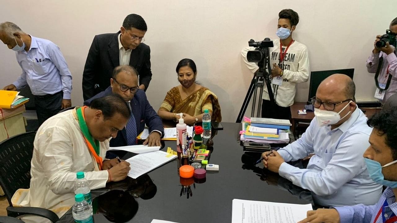 BJP's Himanta Biswa Sarma files his nomination papers in Jalukbari, Assam. Credit: Twitter/@himantabiswa