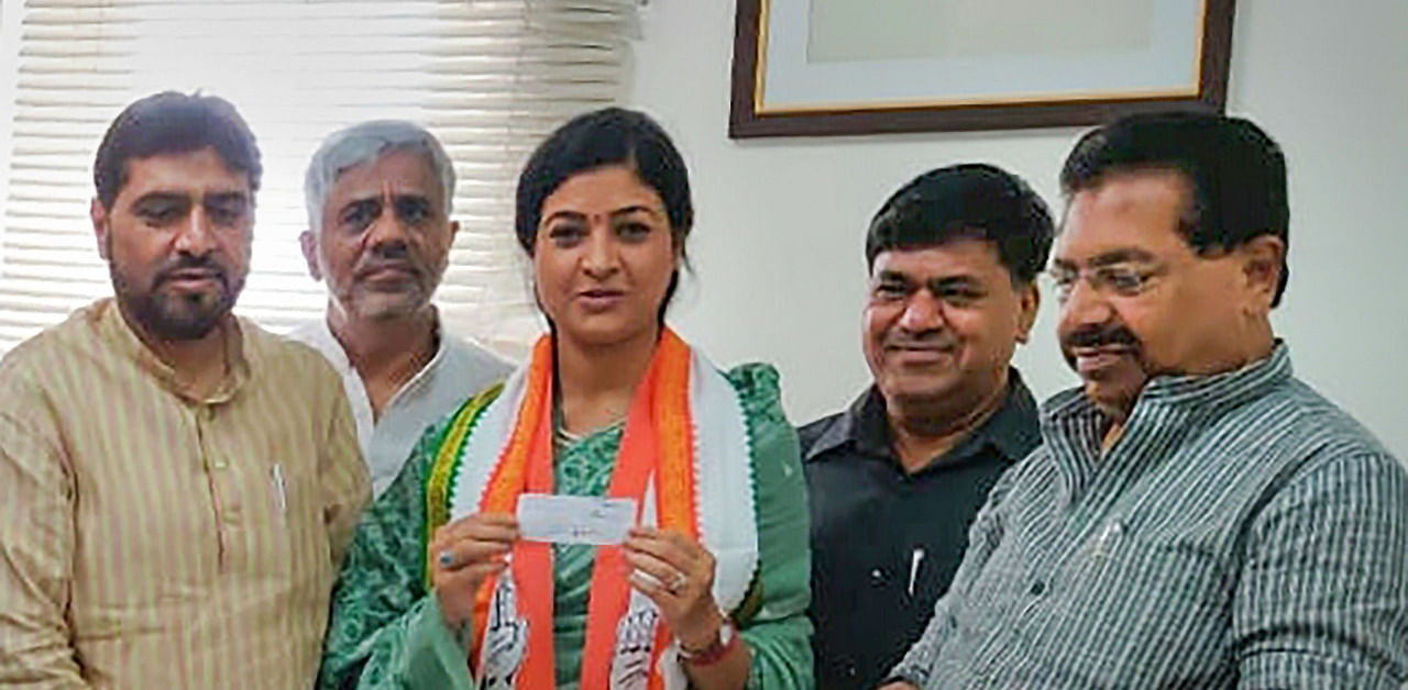 Aam Aadmi Party MLA from Chandni Chowk Alka Lamba joins the Congress party in presence of the party's in-charge of Delhi P C Chacko, in New Delhi. Credit: PTI File Photo