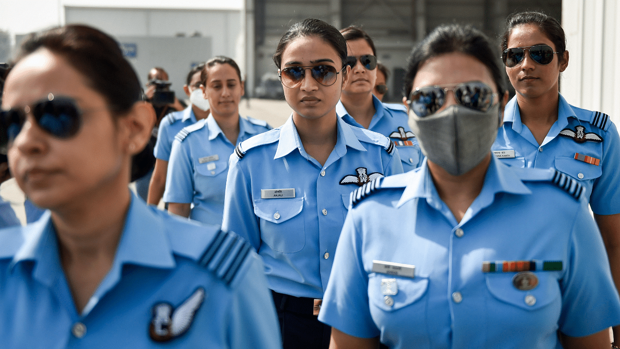 In the Indian Air Force, the number of vacant posts of officers is 589 while that of airmen is 7,231. Credit: PTI Photo