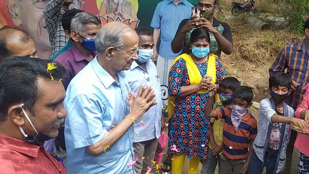 'Metro Man' E Sreedharan campaigning in Kerala's Palakkad. Credit: Special Arrangement.