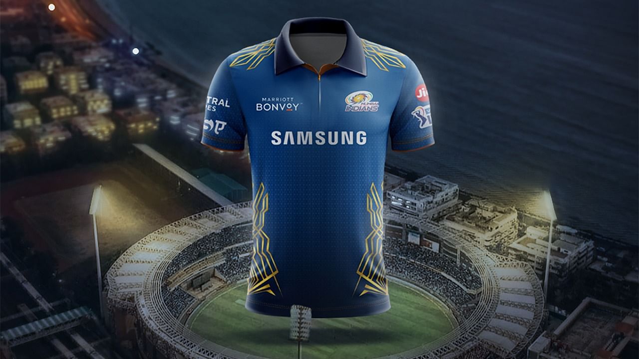 Mumbai Indians' jersey for IPL 2021. Credit: Twitter/@mipaltan