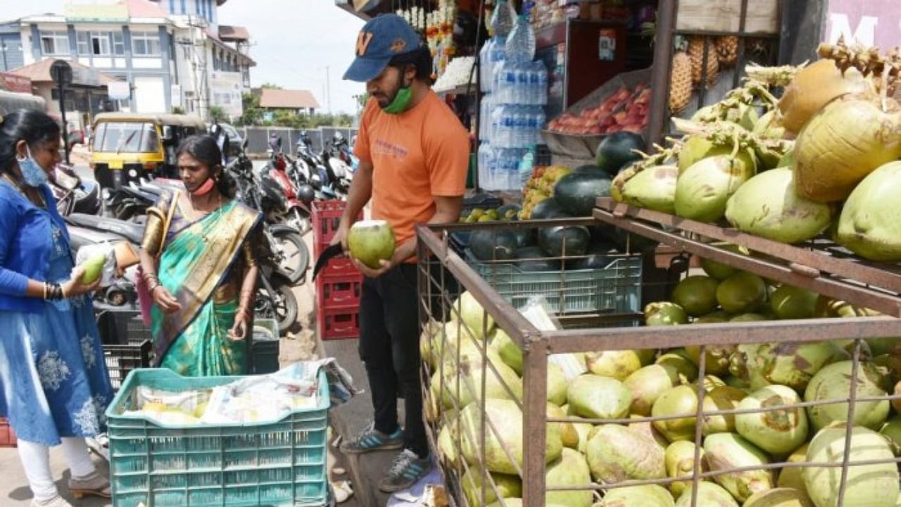 The demand for tender coconut has increased in Madikeri. Credit: DH File Photo