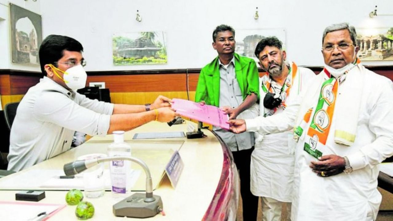 Karnataka Pradesh Congress Committee (KPCC) working president Satish Jarkiholi on Monday filed his nomination papers.