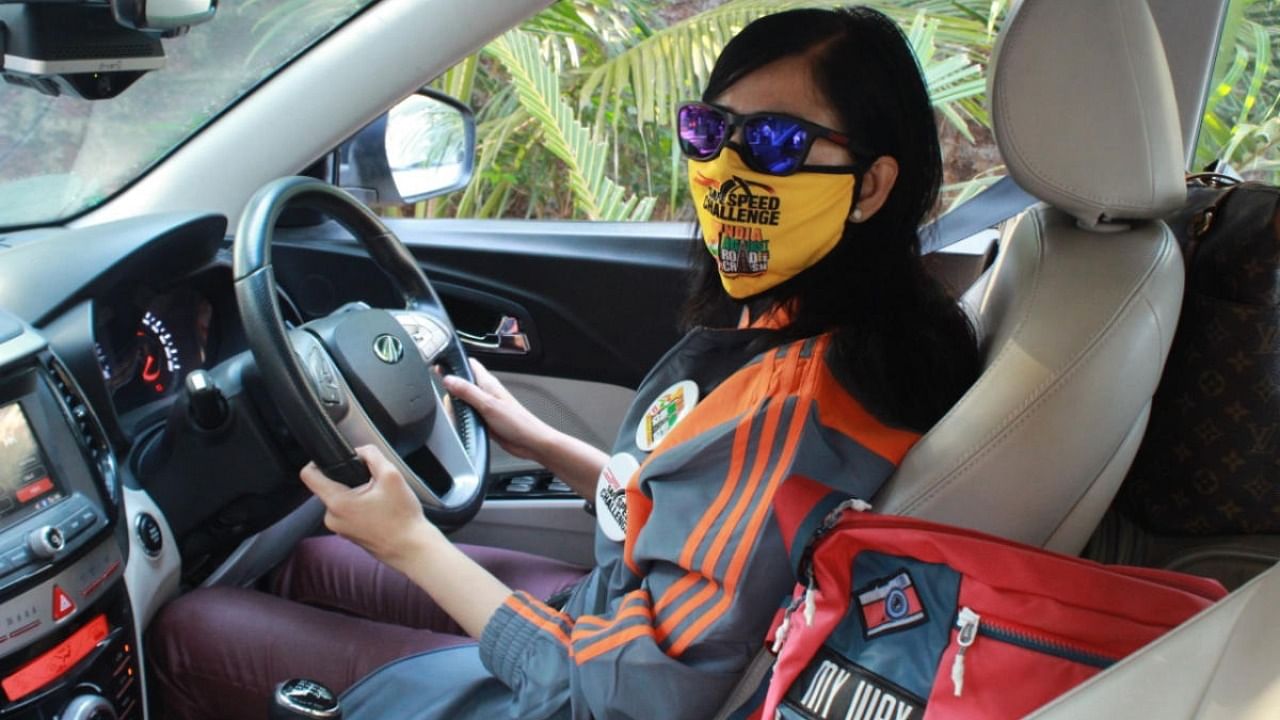 A woman challenger of D2S IARC in a car fitted with Netradyne's AI powered safety dashcam Driver-i. Credit: DH Photo