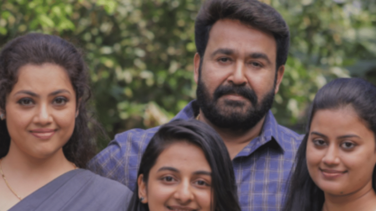 Mohanlal with his 'Drishyam' family. Credit: Instagram/Mohanlal