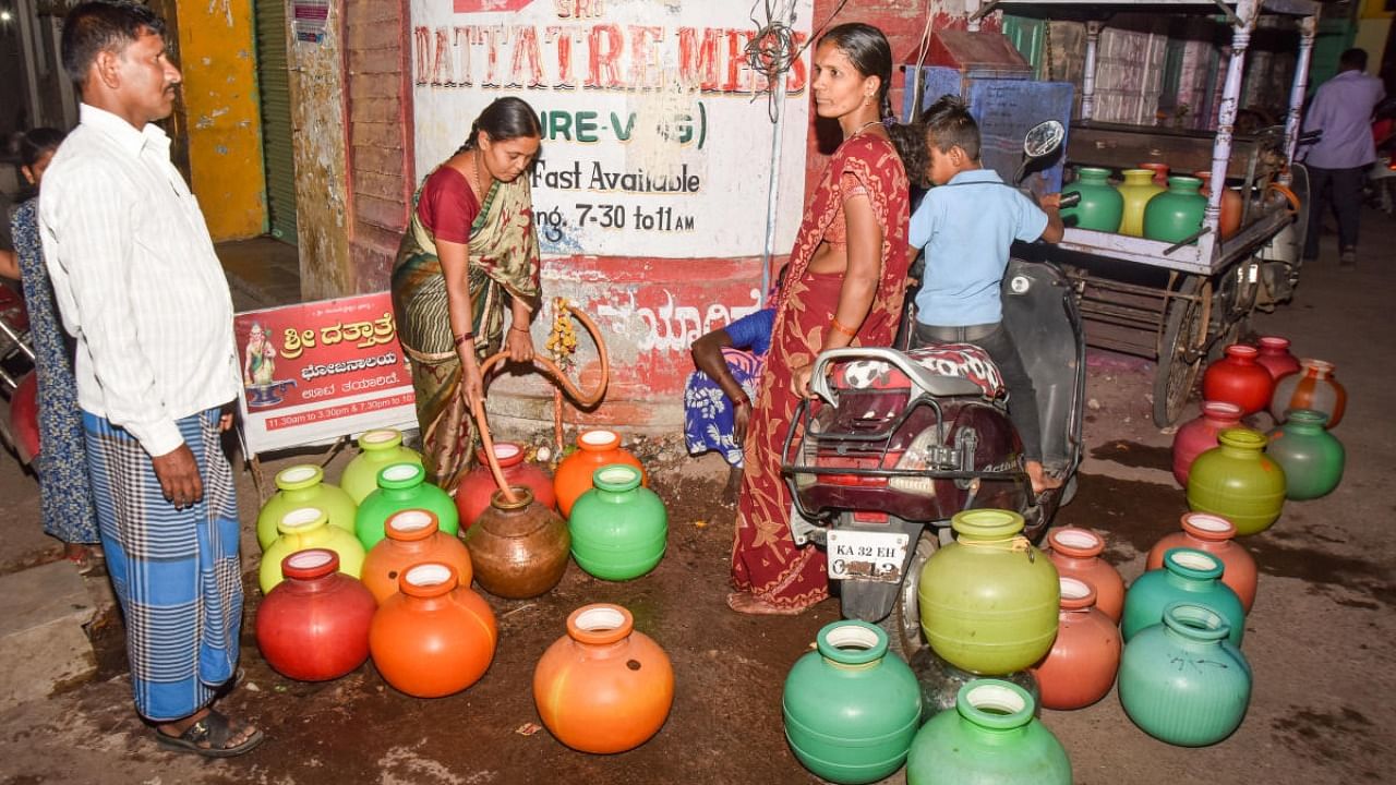 Under Jal Jeevan Mission, Karnataka is doubling down on its effort to provide functional tap connections to all rural households. Credit: DH File Photo