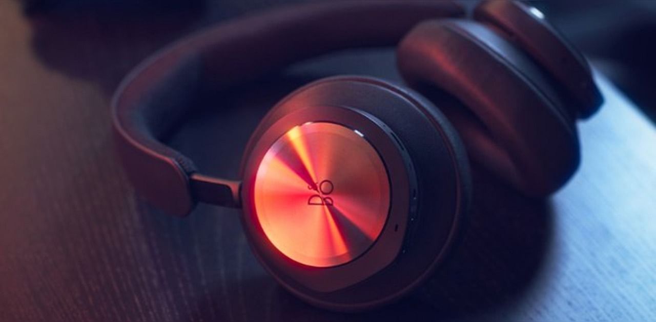 It offers up to 35 hours of play time on a single charge. Credit: Twitter/@BangOlufsen