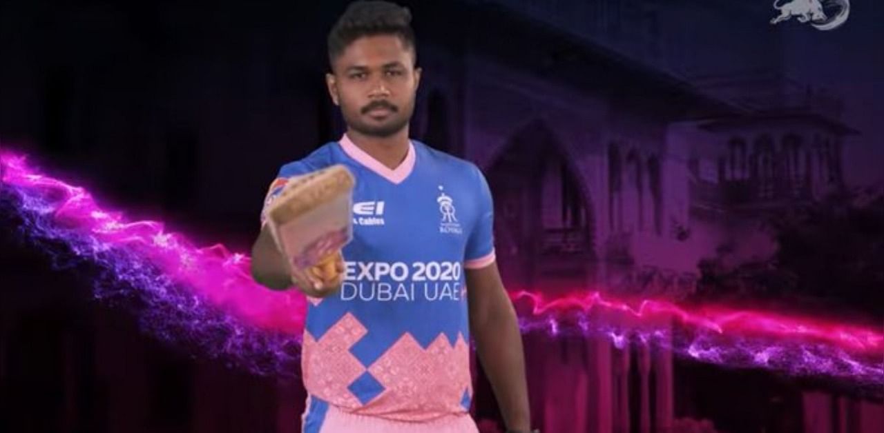 The new Rajasthan Royals jersey. Credit: Twitter/@CricCrazyJohns