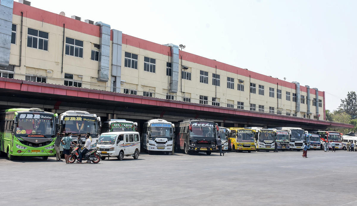 Private buses deployed at the KSRTC Sub-Urban Bus Stand in Mysuru on Wednesday. DH Photo