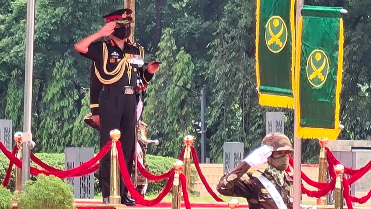 Army Chief General M M Naravane inspects a guard of honour at Shikha Anirban in Dhaka, Thursday, April 8, 2021. Credit: Twitter Photo/@adgpi