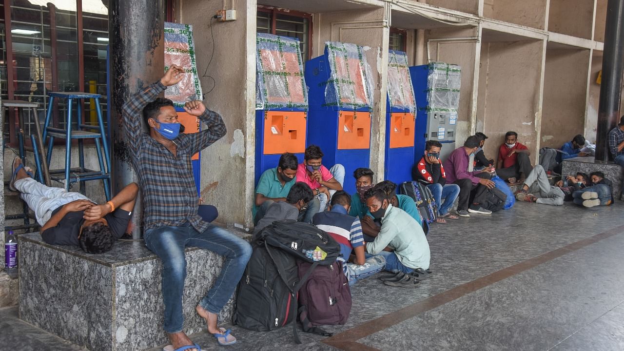 People were asked to stay indoors and not to venture out without any valid reason in the night in a bid to contain coronavirus. Credit: DH Photo/S K Dinesh