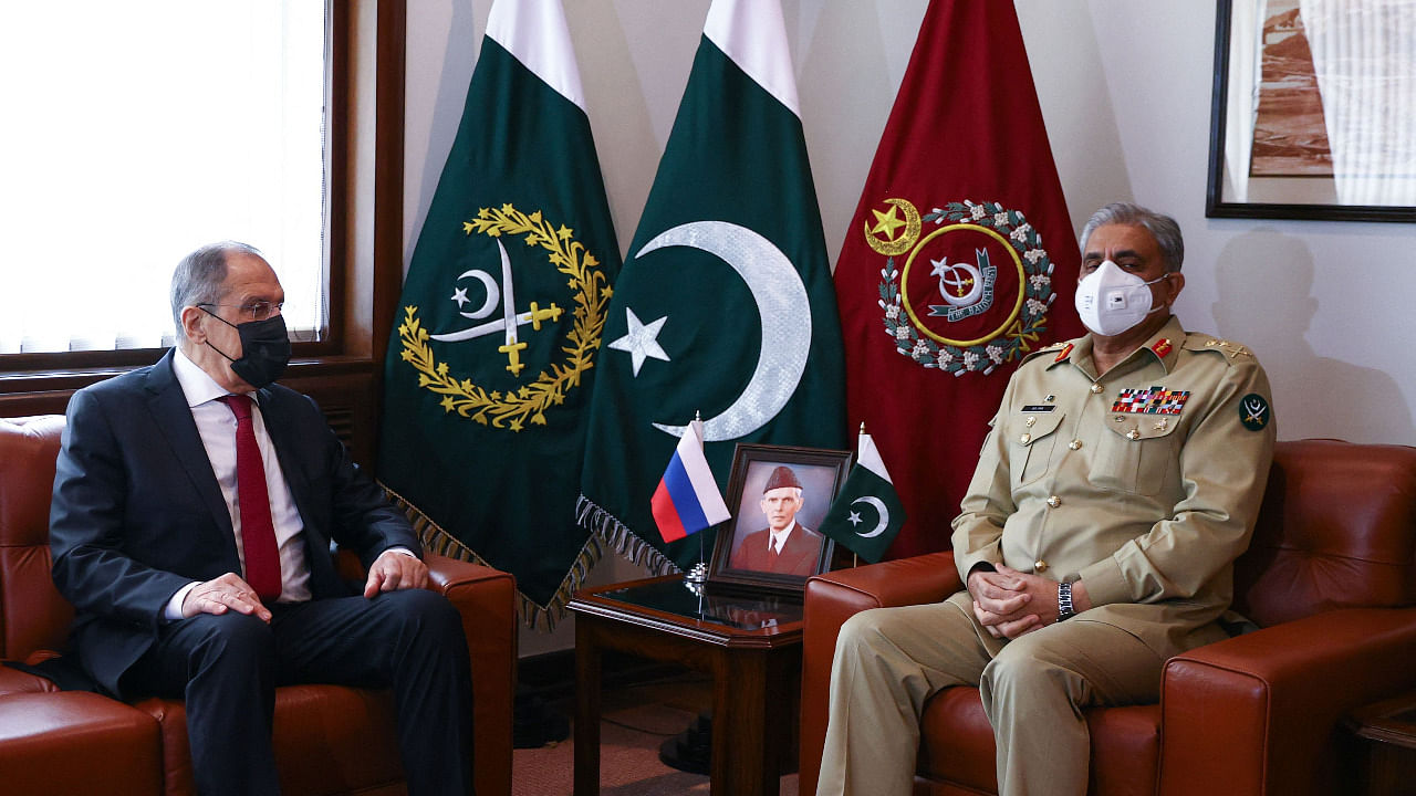 Russian Foreign Ministry shows Russian Foreign Minister Sergei Lavrov (L) speaking with Pakistan's army chief General Qamar Javed Bajwa during their meeting in Rawalpindi. Credit: AFP Photo