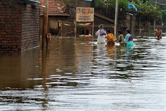 The 2019 floods in Karnataka cost 91 lives and loss of over Rs 35,000 crore. Credit: DH File Photo