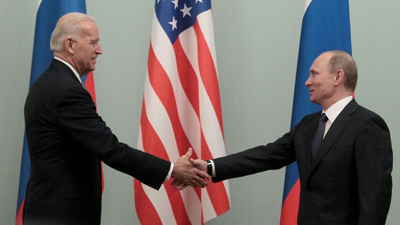 US President Joe Biden on Tuesday urged Russian counterpart Vladimir Putin to ease mounting tensions with Ukraine. Credit: Reuters File Photo