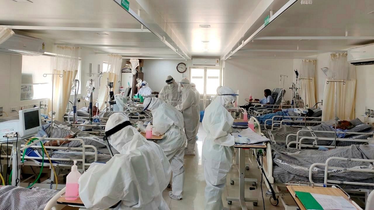 Covid-19 patients being treated inside the first unit of ‘Makeshift ICU’ set up at Aster MIMS hospital to cater the current Covid crisis in Kozhikode, Saturday, April 24, 2021. Credit: PTI Photo