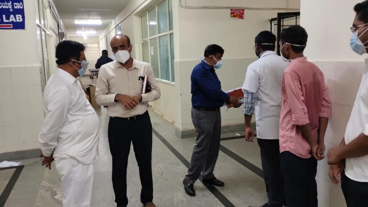 MLA Appachu Ranjan visited the Covid hospital in Madikeri.
