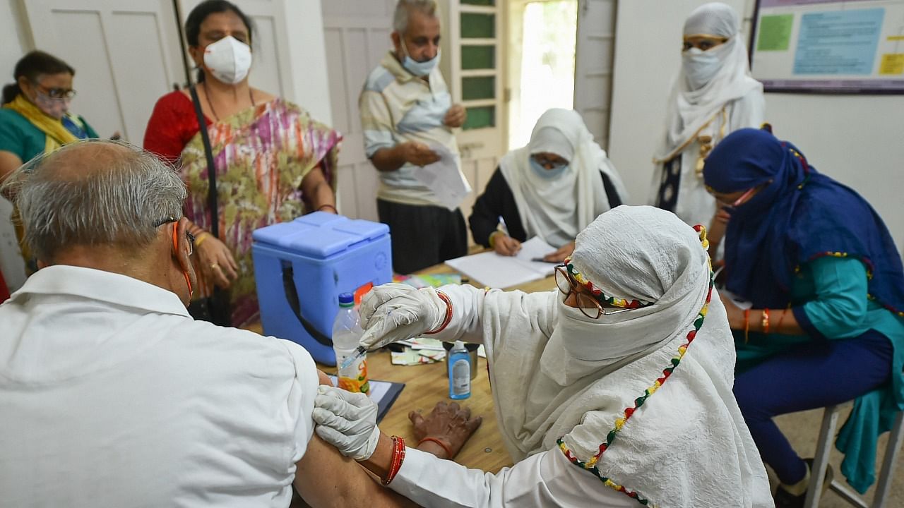 Nearly 10 lakh vaccination doses were administered in a span of 24 hours. Credit: PTI Photo