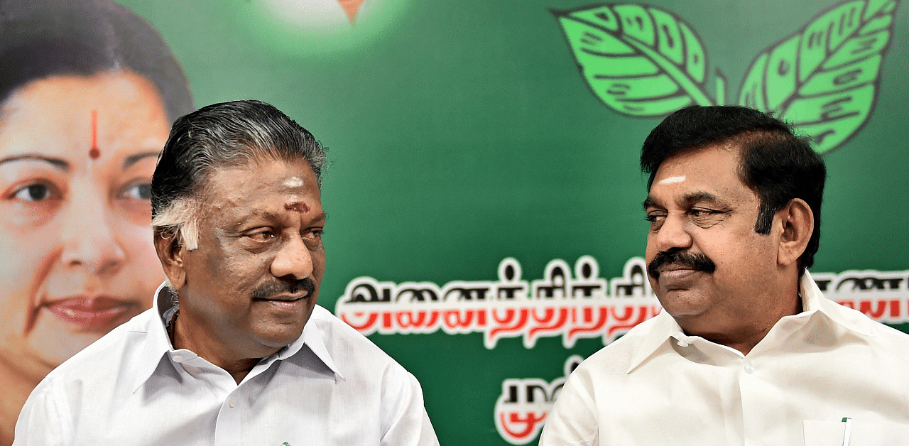 Party coordinator and deputy Chief Minister O Panneerselvam and co-coordinator and Chief Minister K Palaniswami. Credit: PTI Photo