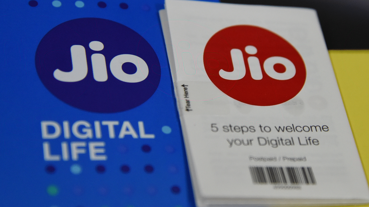 JPL (Jio Platforms) closed its first full year of operations with revenue and EBITDA of Rs 73,503 crore and Rs 32,359 crore. Credit: DH Photo
