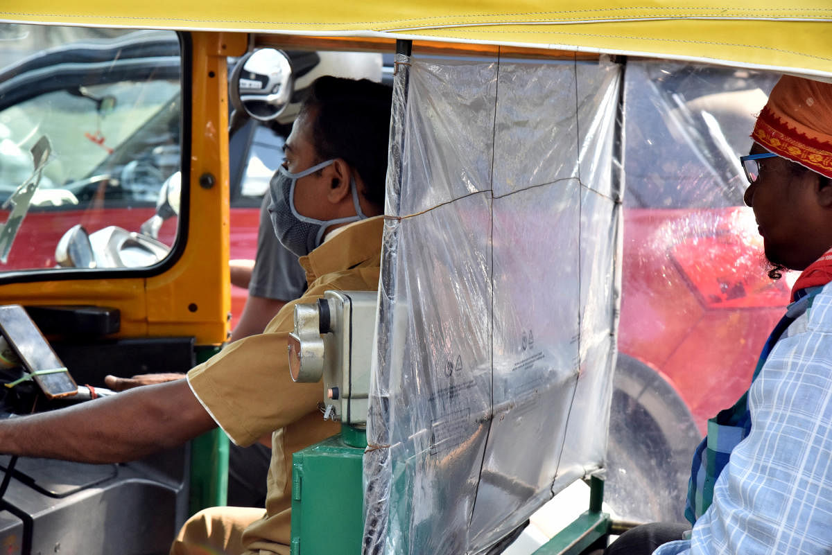 Lockdown-like measures have adversely impacted livelihood of auto, taxi drivers. DH FILE PHOTO