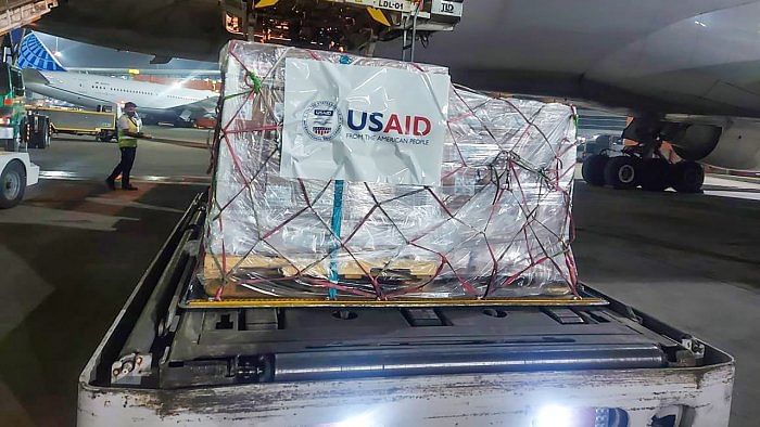 4th flight from USA arrives carrying 1.25 lakh vials of Remdesivir. Credit: PTI Photo