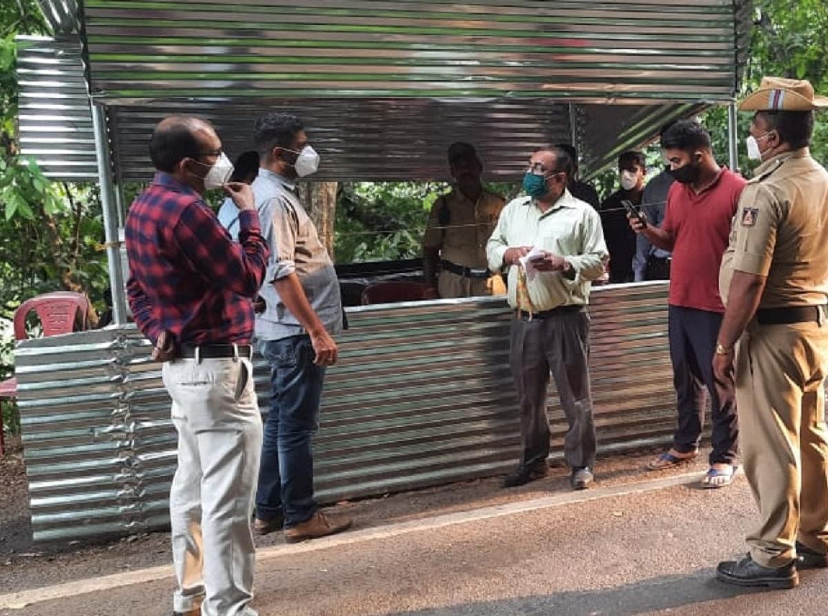 Tahsildar Yogananda visits a check post in Makutta.