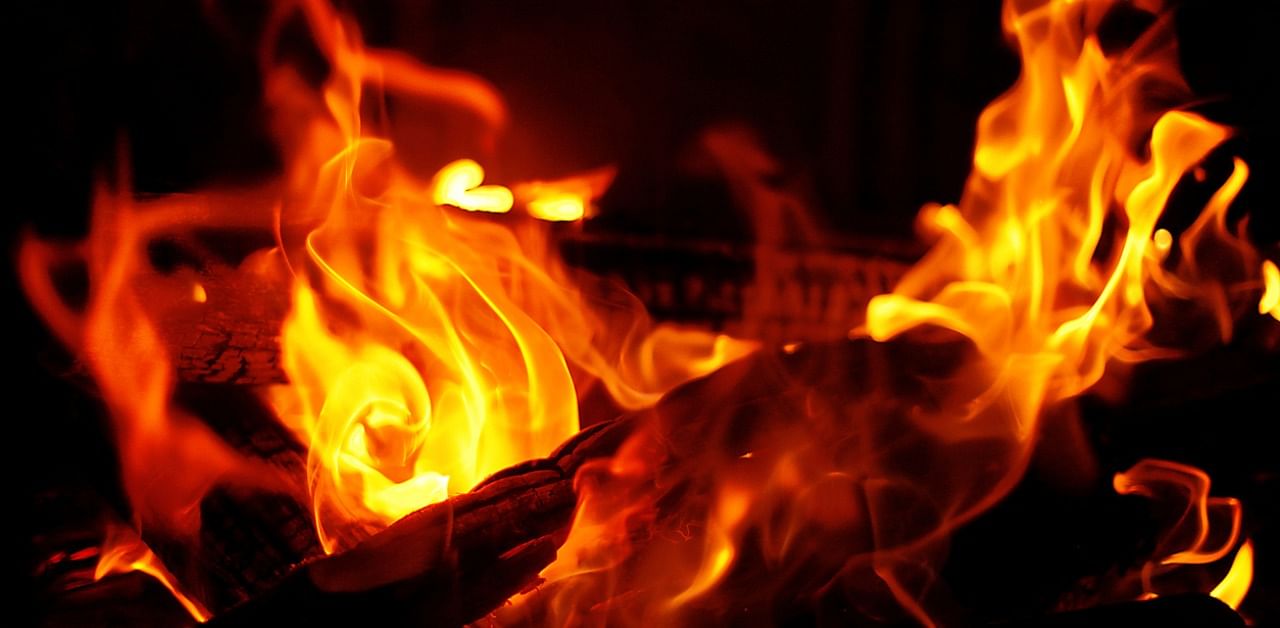 Thakur on Tuesday appealed to people to perform "havan" (a fire ritual) at one time. Credit: iStock Photo
