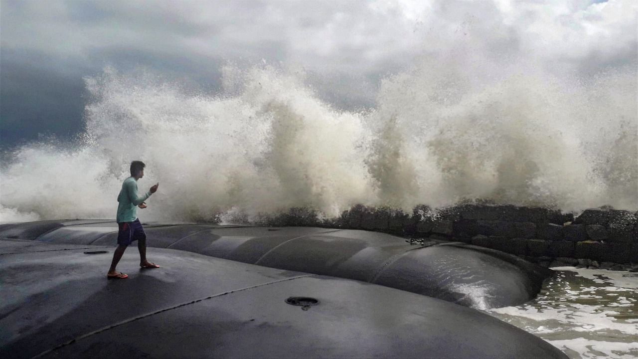 A sea wave at Kannamali beach in Kochi, Thursday, May 13, 2021. The meteorological department has warned that a low pressure area is likely to form in the south-eastern Arabian Sea by May 14, which could intensify into a hurricane. Credit: PTI Photo