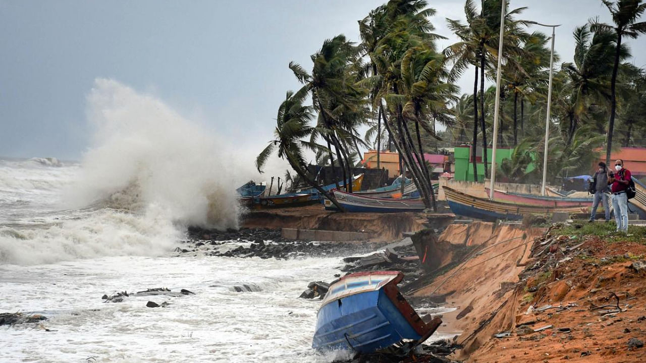 Rough sea weather conditions due to formation of Cyclone Tauktae in the Arabian Sea, in Thiruvananthapuram. Credit: PTI Photo