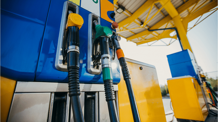 The petrol and diesel prices in Kolkata are Rs 92.67 per litre and Rs 86.06 per litre respectively. Credit: iStock Photo